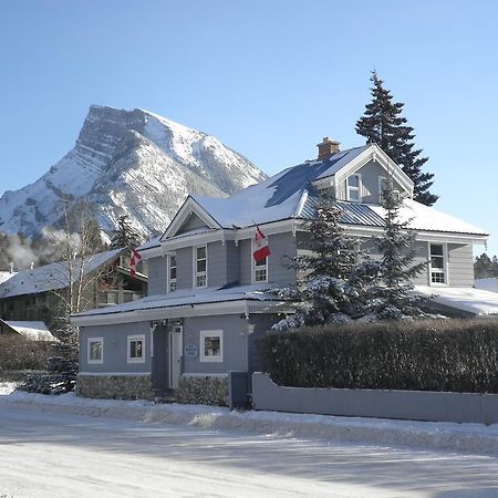 Three Peaks Banff Villa Dış mekan fotoğraf